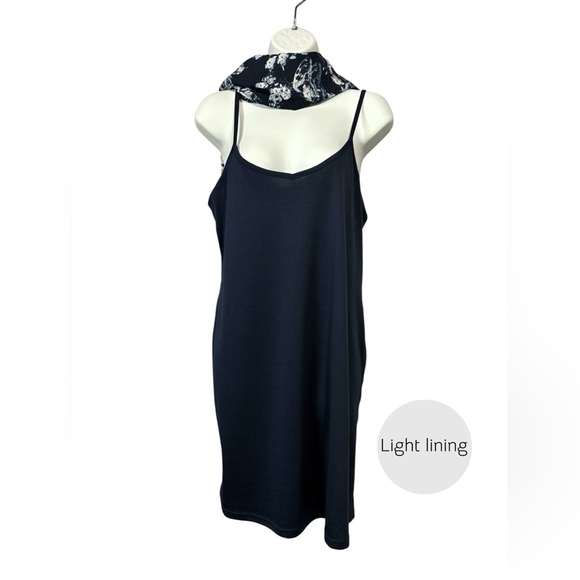 Thyme Maternity, Navy & White Patterned Dress, Medium 🤰 - Picture 7 of 10